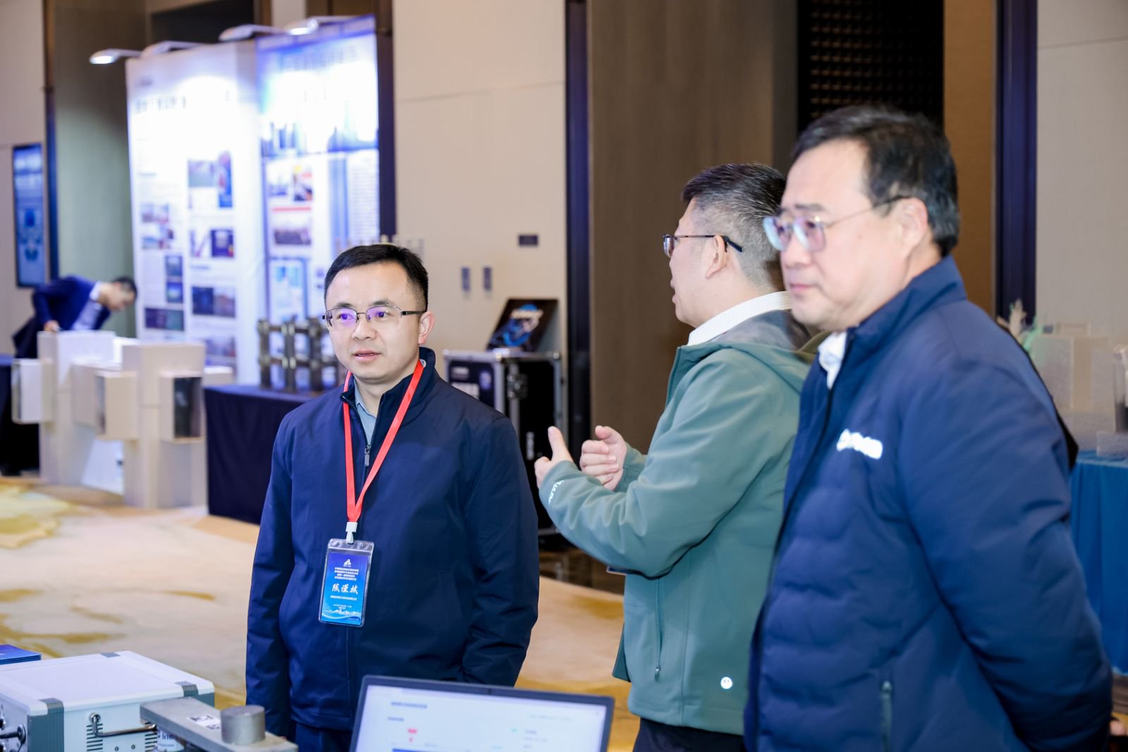 陳謹林.jpg 陳謹林.jpg